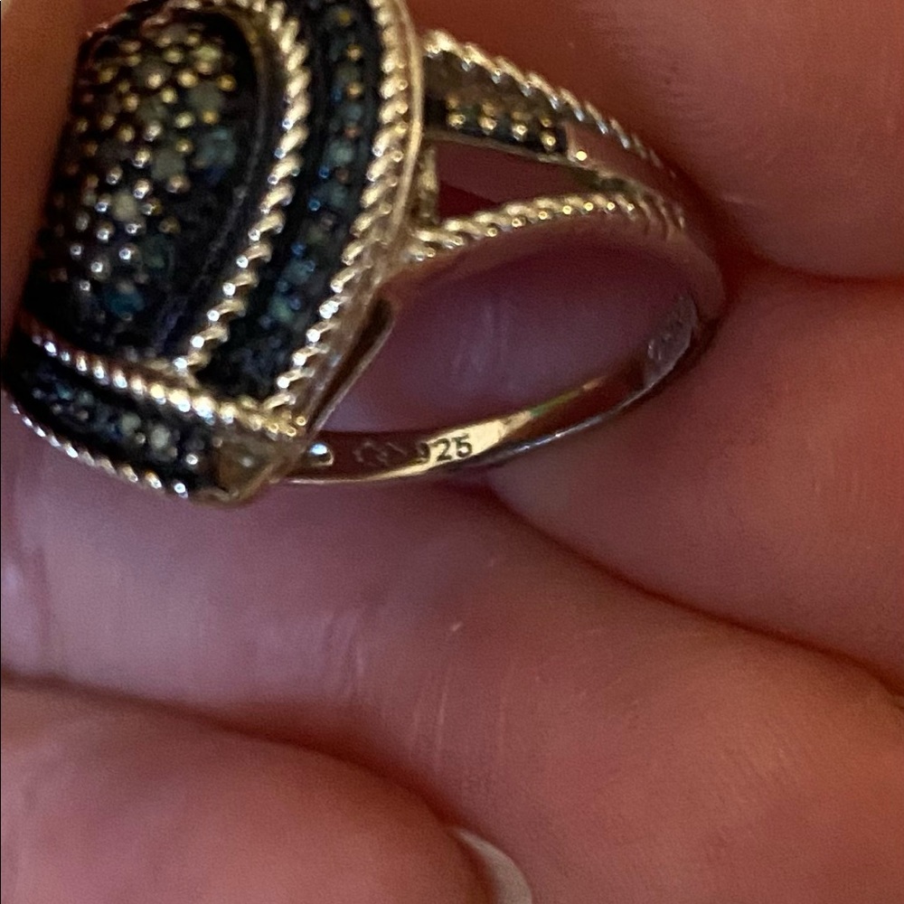 Blue diamond heart sterling ring - Picture 5 of 5